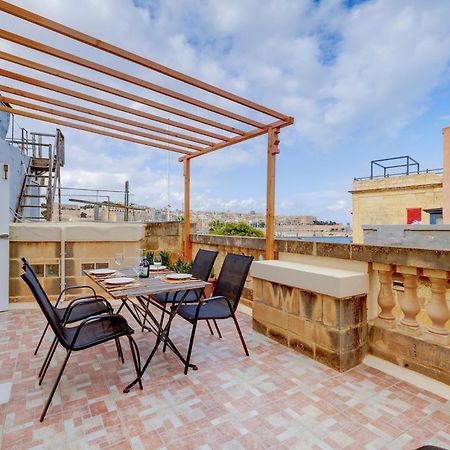 Traditional Maltese Townhouse, Roof Terrace And Views Senglea Exterior foto