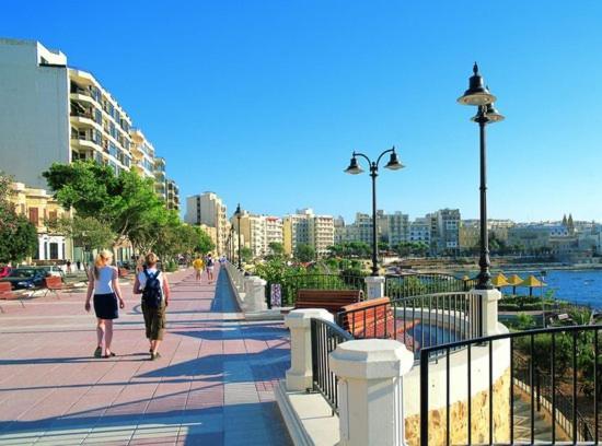 Traditional Maltese Townhouse, Roof Terrace And Views Senglea Exterior foto
