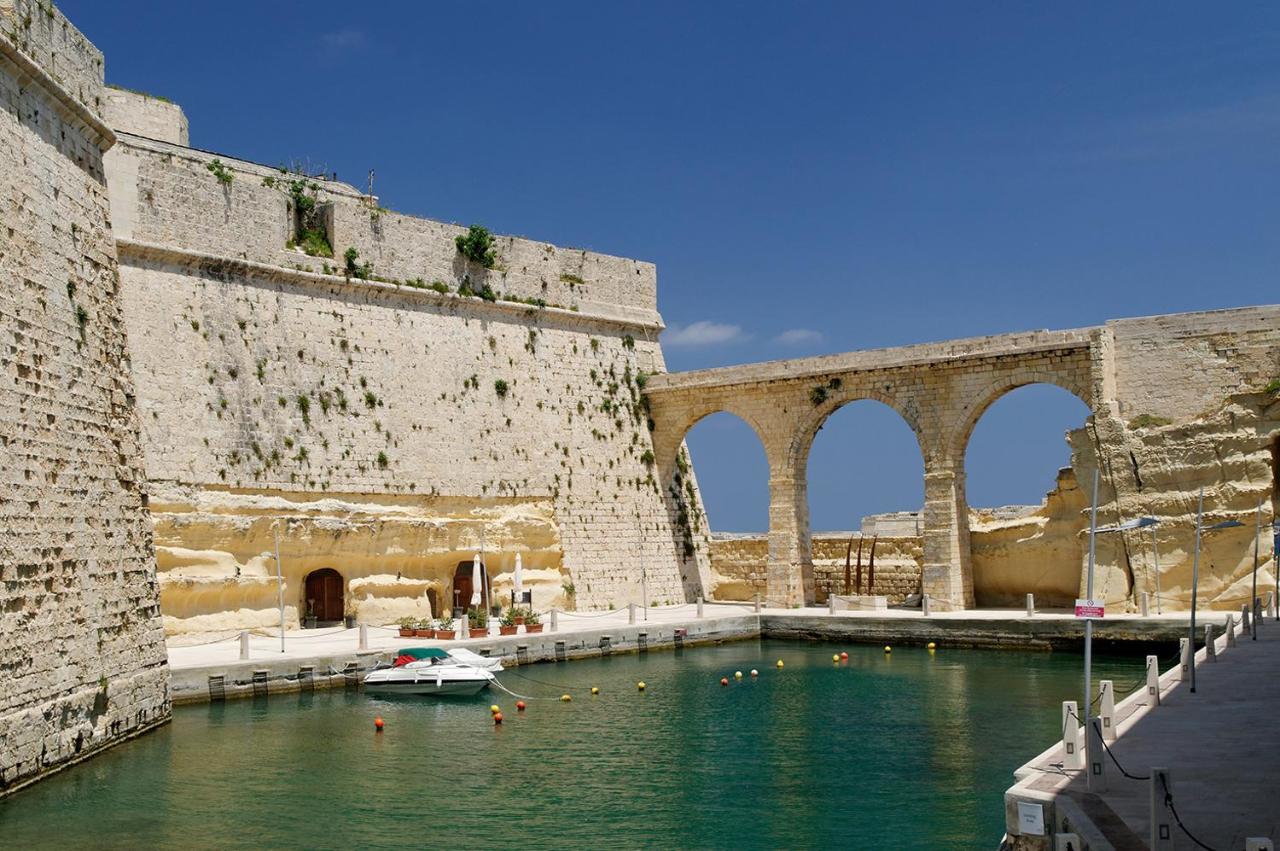 Traditional Maltese Townhouse, Roof Terrace And Views Senglea Exterior foto